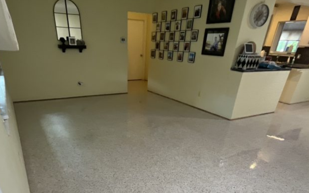 Can Epoxy Flooring Handle Naples Heat and Humidity?